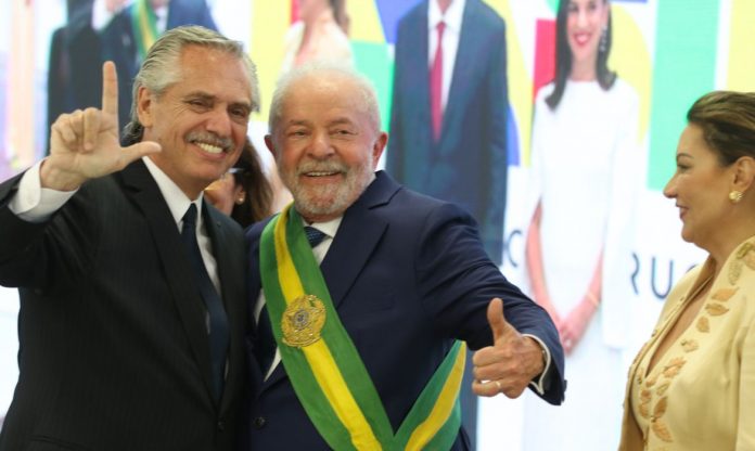 luiz_inacio_lula_da_silva_chefes_de_estado_no_palacio_do_planalto_tnrgo_abr_202301011291