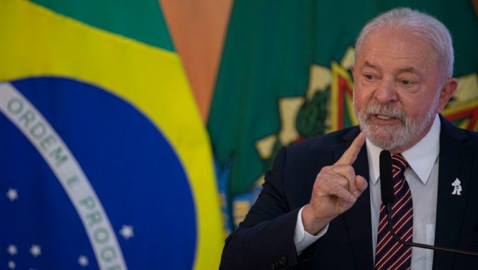LULA(1)