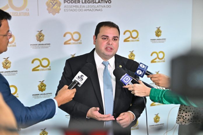 ROBERTO CIDADE COLETIVA
