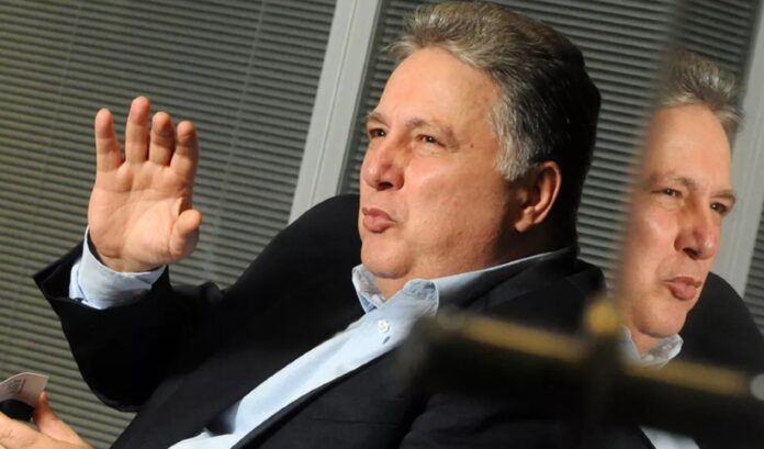 ANTHONY GAROTINHO