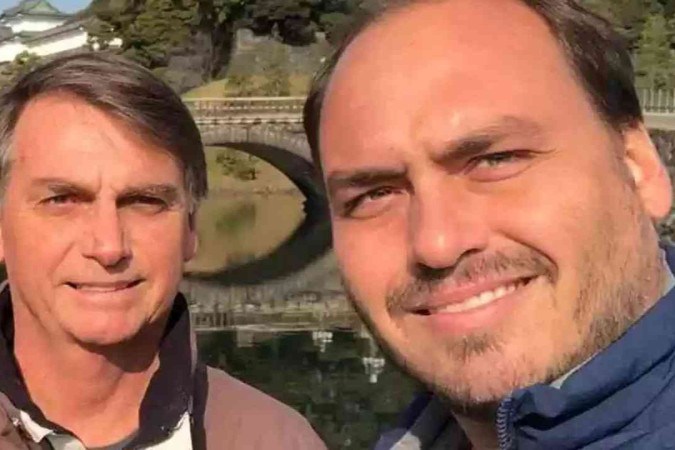 1_carlos_e_jair_bolsonaro_1_78288-29047331