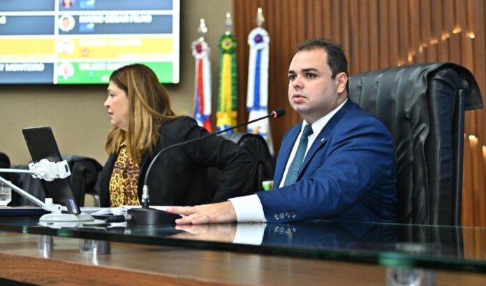 DE ROBERTO CIDADE