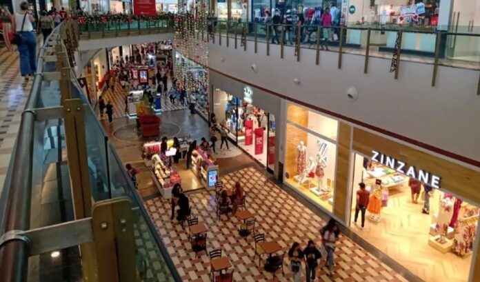 SHOPPING