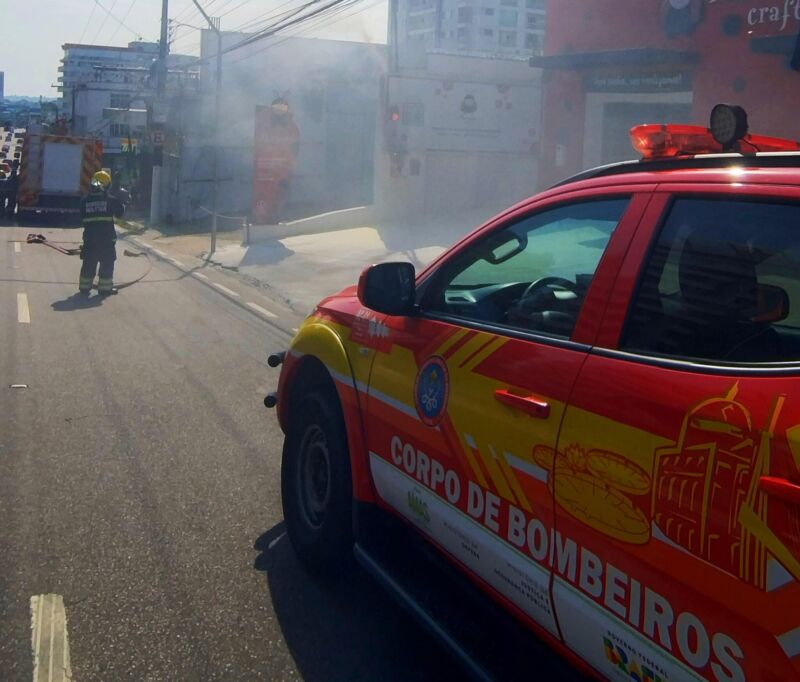CBMAM_INCENDIO-PAPELARIA_01-2048x1745