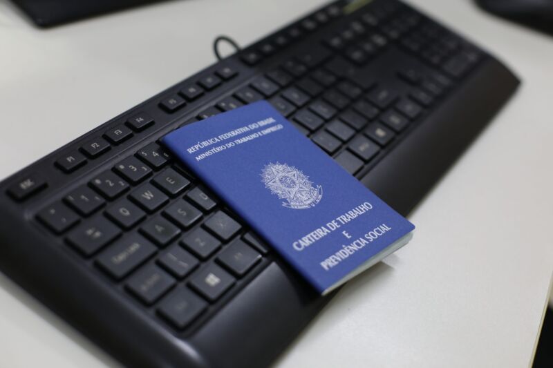 061123-atendimento-no-sine-manaus_53380509088_o-2048x1365