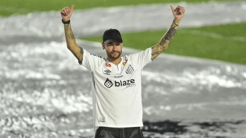 apresentacao-neymar-santos-3-e1738367822744