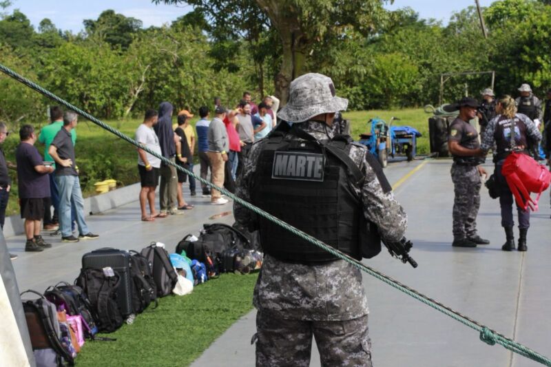 FORTALECE_POLICIAMENTO_COARI_FOTOS_VICTOR_LEVY_SSP_AM-4-1536x1023