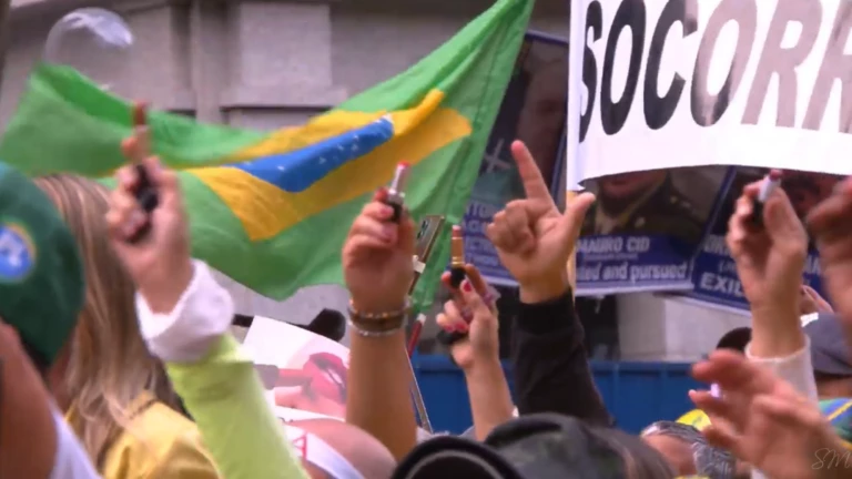 batons-anistia-avenida-paulista-768x432