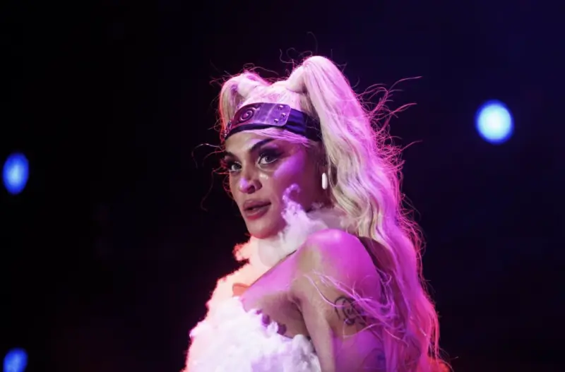 Apresentação-de-Pabllo-Vittar-no-carnaval-do-Recife-1024x674