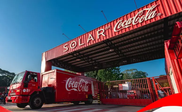 coca-cola-solar-t4qnzx71io1h