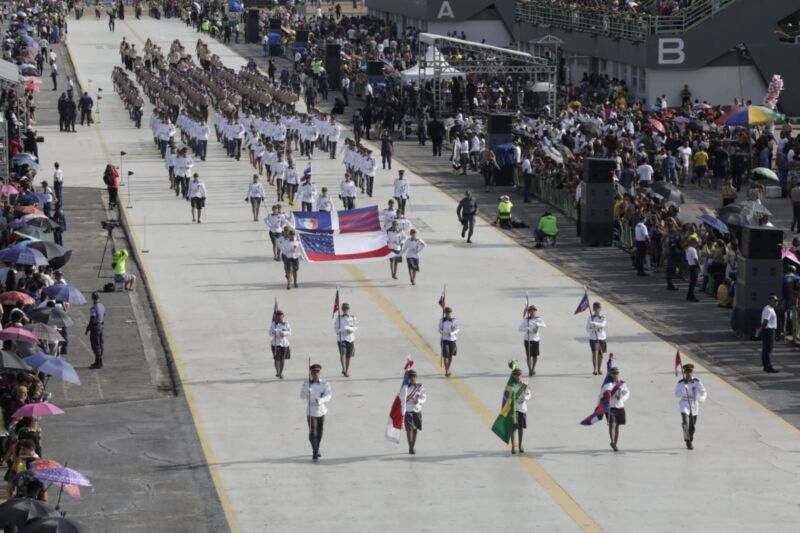 PMAM_DESFILE-DAS-ESCOLAS_5-DE-SETEMBRO_FOTO-ALEX-PAZUELLO-SECOM-2-1536x1023