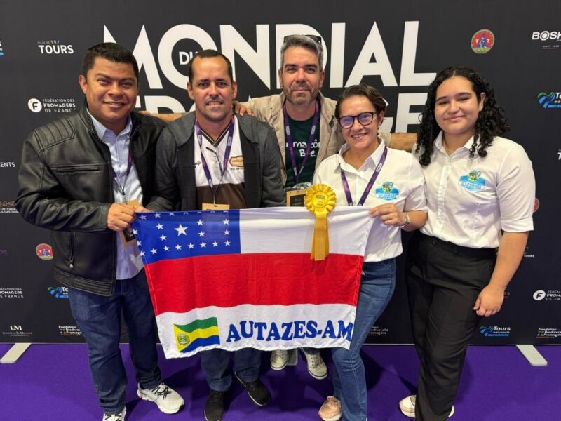 SEPROR_CONCURSO-INTERNACIONAL-DE-QUEIJO-NA-FRANCA_FOTO-DIVULGACAO-SEPROR-2