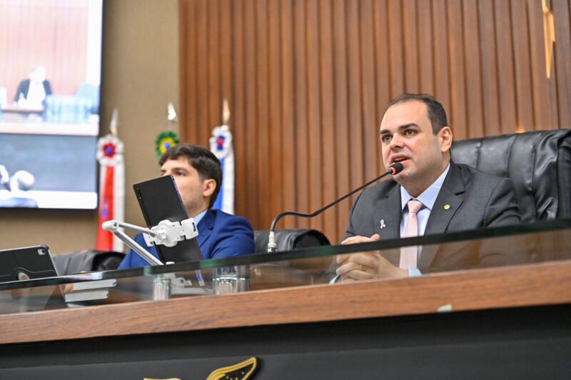 Inscricoes-para-concurso-da-Aleam-entram-na-reta-final-e-presidente-Roberto-Cidade-destaca-prazo-limite-para-participacao-no-certame-Foto-Herick-Perreira