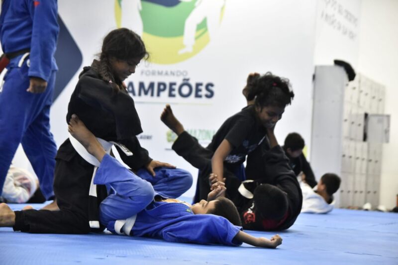 SEDEL-Vagas-na-modalidade-jiu-jitsu-para-atletas-de-7-a-17-anos-na-Vila-Olimpica-FOTO-Divulgacao-Sedel-1536x1023
