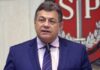 Deputado estadual propõe projeto que proíbe Tarcísio de taxar gorjeta de garçons