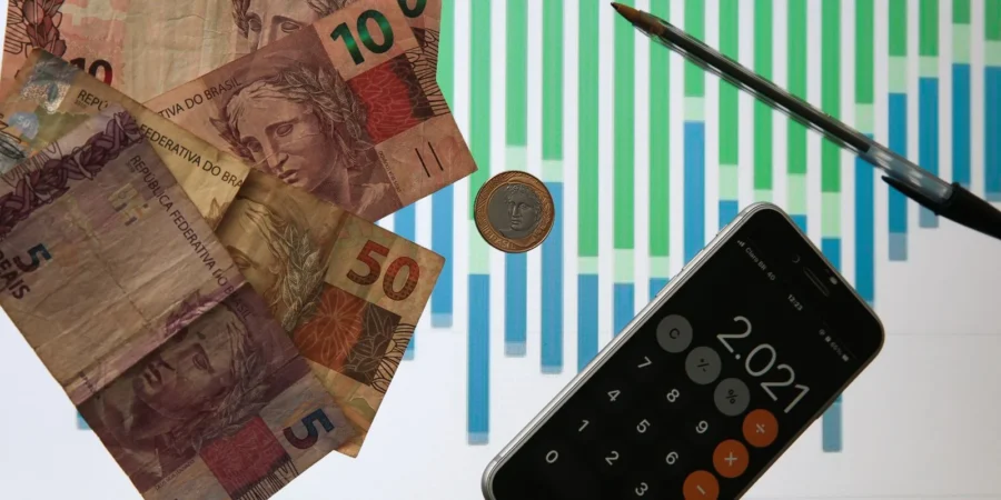 Exportações de serviços do Brasil atingem recorde de US$ 51,8 bi em 2025, com destaque para setor digital