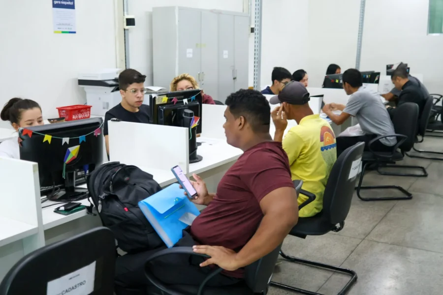 Sine Amazonas oferta 125 vagas de emprego nesta terça-feira (03/02)
