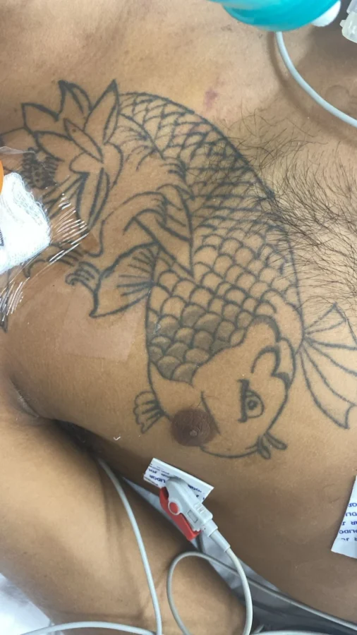 Hospital pede ajuda para identificar paciente em estado gravíssimo com tatuagens chamativas