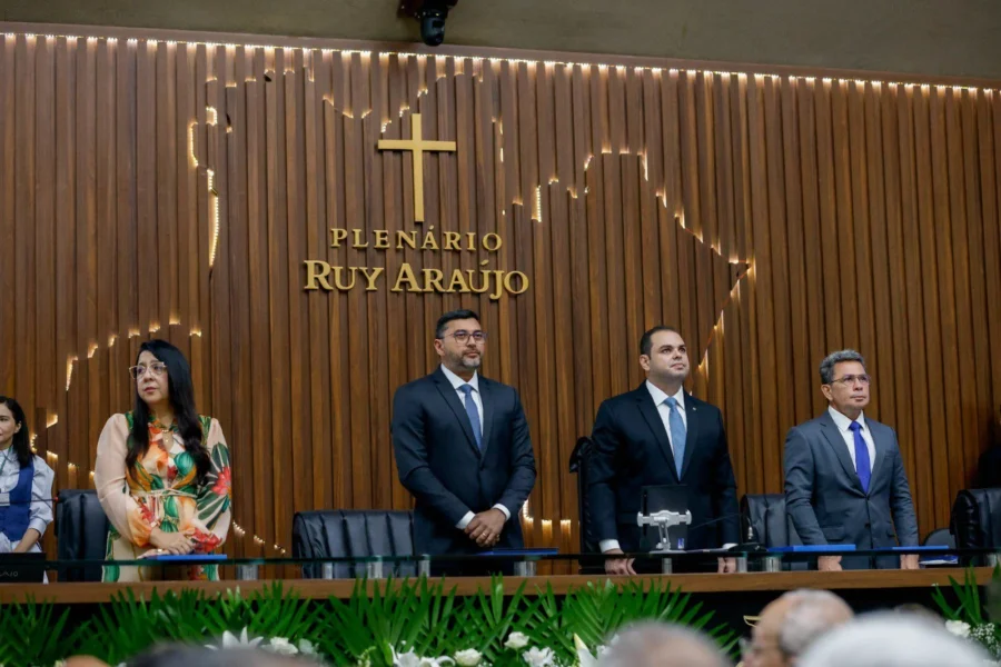 Wilson Lima celebra avanço na saúde do interior com foco em cirurgias oftalmológicas