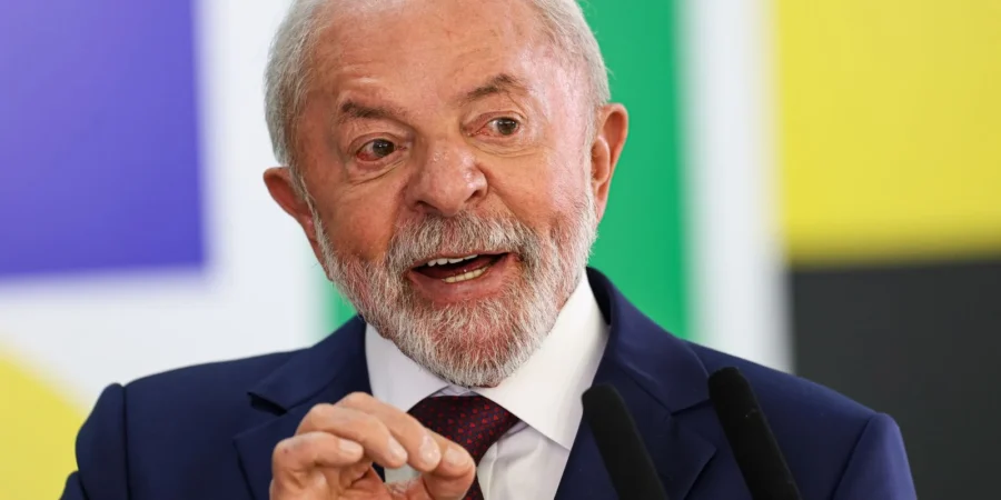 Lula volta a defender mandato fixo para ministros do STF e propõe critérios para escolha