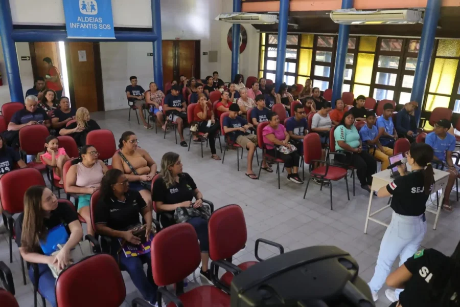 Sejusc leva ação social e atendimentos diversos ao bairro Alvorada em Manaus