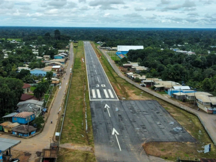 Governador Wilson Lima inaugura pista de pouso reformada em Pauini e reforça investimentos em infraestrutura na Calha do Purus