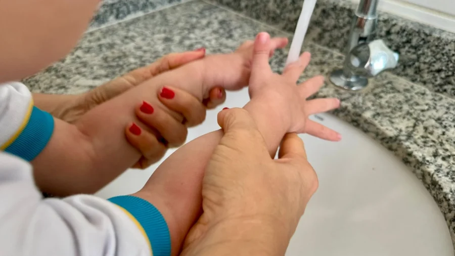 Volta às aulas: FVS-RCP alerta para reforço na saúde infantil e prevenção de doenças