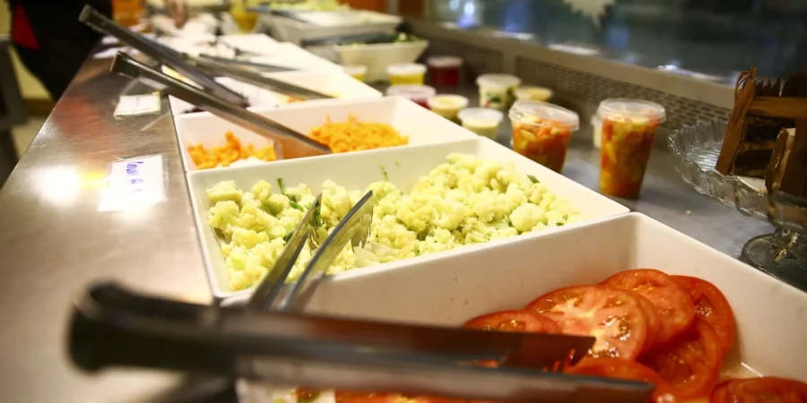 Alelo consegue liminar e suspende nova regra do vale-alimentação