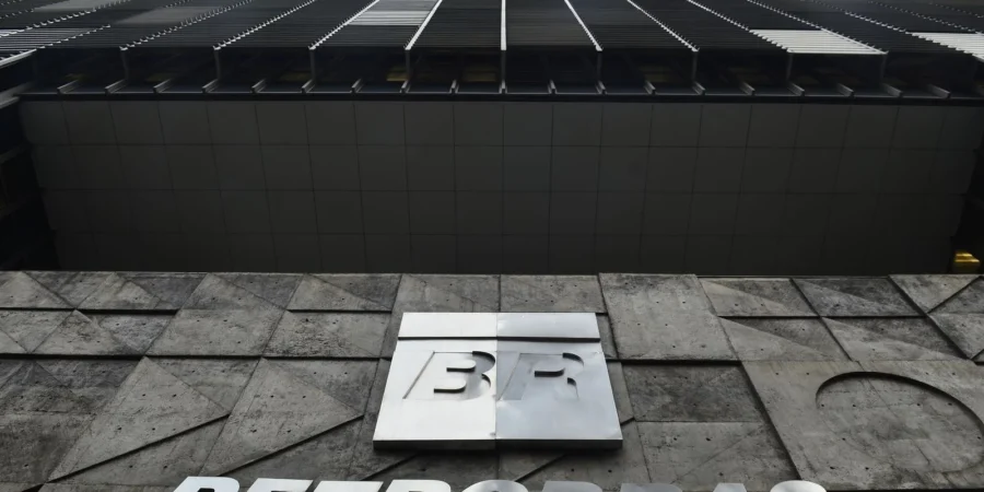 Petrobras desiste de assumir controle da Braskem e mantém participação sem poder decisório
