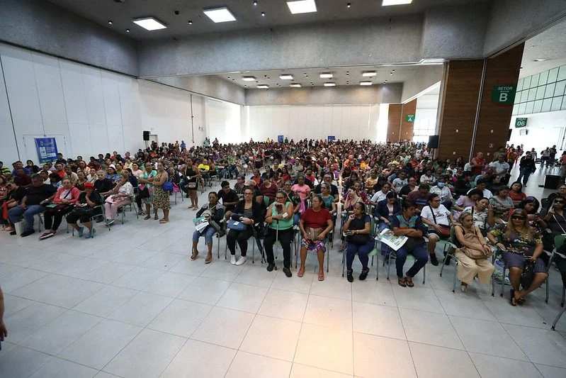 Governo do Amazonas entrega óculos de grau gratuitos e amplia acesso à saúde ocular