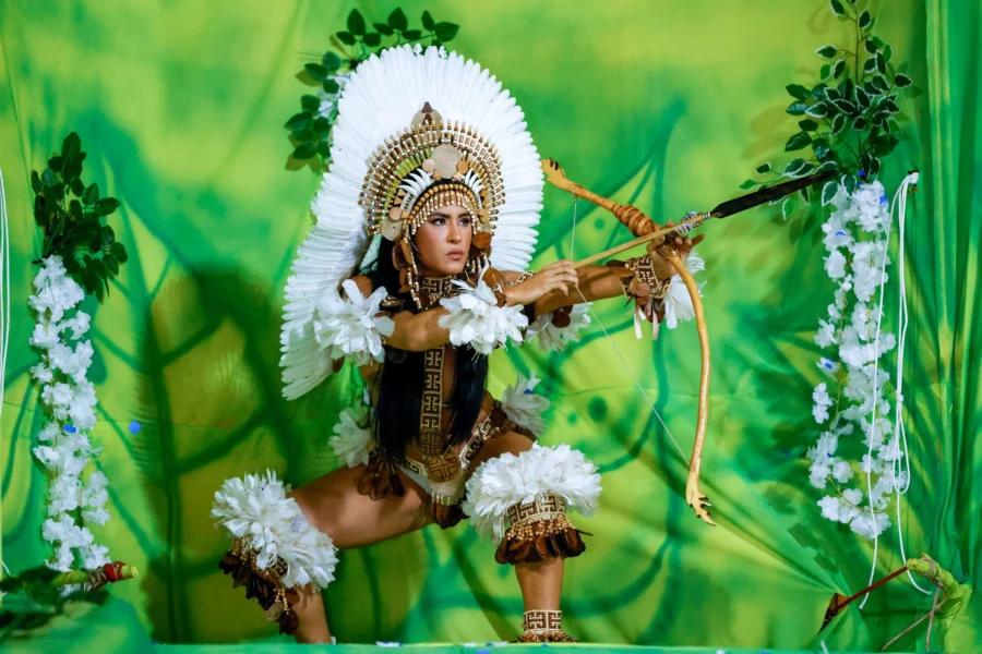Carnaval na Floresta 2026 encerra com desfiles vibrantes do Grupo Especial em Manaus