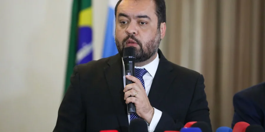 TSE retoma julgamento que pode cassar governador do Rio, Cláudio Castro