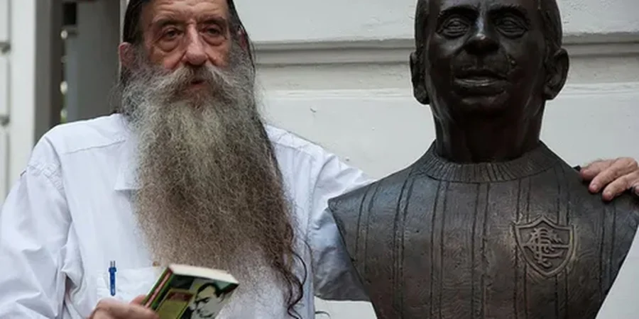 Morre no Rio Nelson Rodrigues Filho, produtor cultural e fundador do Bloco do Barbas, aos 79 anos