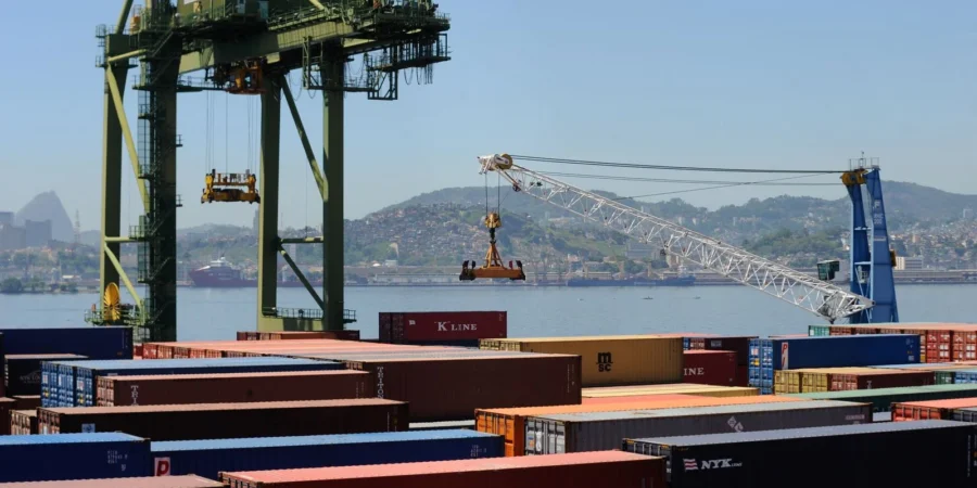 CMN flexibiliza regras do Proex e facilita embarques de exportações brasileiras