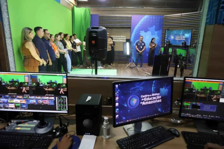 Comitiva de Roraima visita Núcleo de Segurança Escolar do Amazonas para intercâmbio de experiências