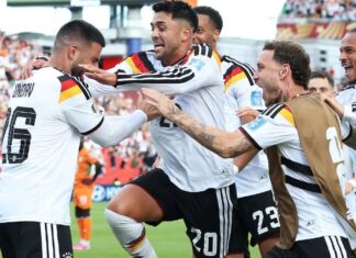 Alemanha vence Costa do Marfim de virada e garante classificação na próxima fase da Copa do Mundo