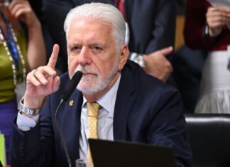 Caso Master: Polícia Federal cumpre buscas contra líder do governo Lula no Senado