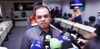 Governador Roberto Cidade anuncia antecipação da primeira parcela do 13º salário para 23 e 24 de julho
