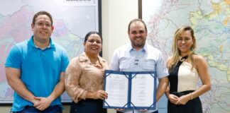 Governador Roberto Cidade assina ordens de serviço para obras de pavimentação em Nova Olinda do Norte, Borba e Humaitá