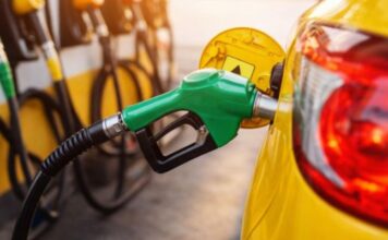 Ministério Público Federal vai à Justiça para suspender aumento de etanol na gasolina