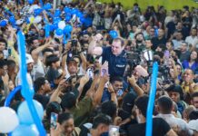 “Não vou me curvar à velha política”, diz Roberto Cidade ao reunir multidão na zona Sul de Manaus