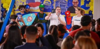 Em reunião de pré-campanha com a juventude, Roberto Cidade ouve propostas para elaboração do Plano de Governo