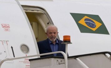 Lula critica avião presidencial e cita episódios de risco em viagens