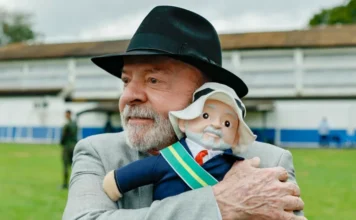 “O PT é uma merda? É. Mas é minha merda”, diz Lula durante discurso em São Paulo