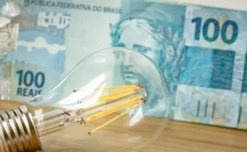 Conta de luz terá cobrança extra em setembro com bandeira amarela mantida