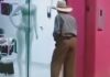 VÍDEO: Vovô ta#adão é filmado praticando suposto ato obsceno diante de manequim