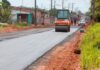 Roberto Cidade acompanha o andamento das obras de pavimentação em Autazes