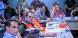 Governador Roberto Cidade coordena reunião Comitê de Enfrentamento a Eventos Climáticos e Ambientais no Amazonas