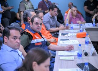 Governador Roberto Cidade coordena reunião Comitê de Enfrentamento a Eventos Climáticos e Ambientais no Amazonas