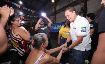 Adjuto Afonso destaca importância dos pequenos negócios em encontro com moradores do Nova Esperança